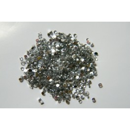 Broušený kamínek 2 mm stříbrný